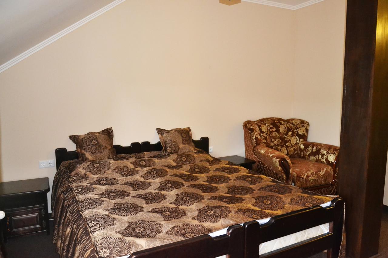 Dubove Golden Palace מראה חיצוני תמונה