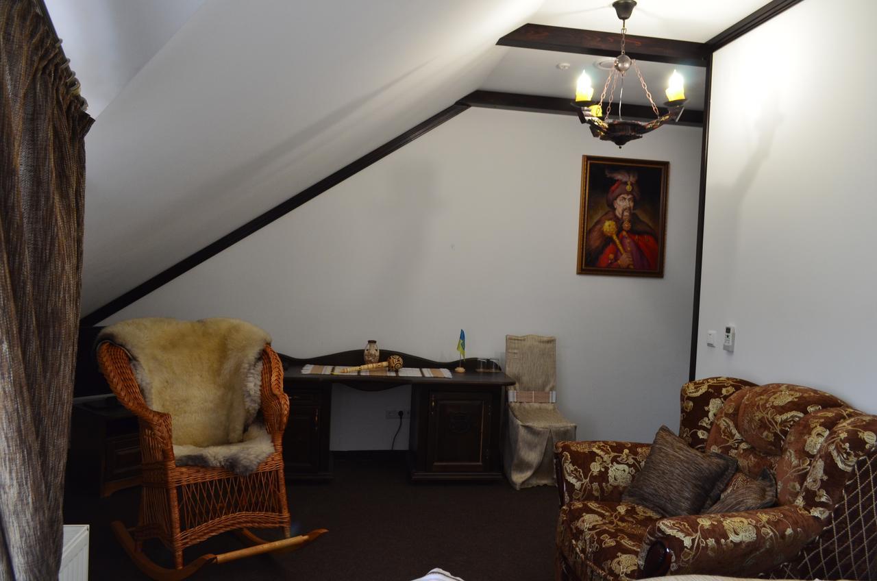 Dubove Golden Palace מראה חיצוני תמונה